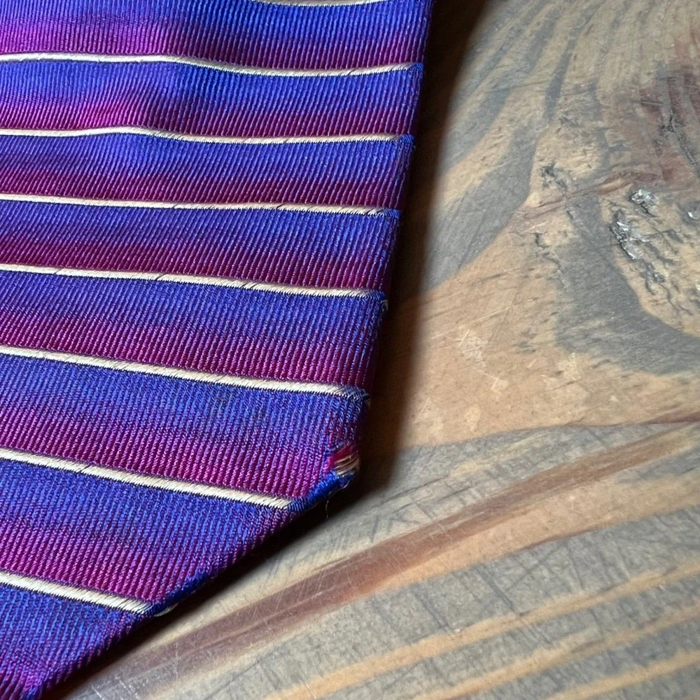 Nautica‎ Mens Necktie 100% Silk Striped Purple Blue Flawed
